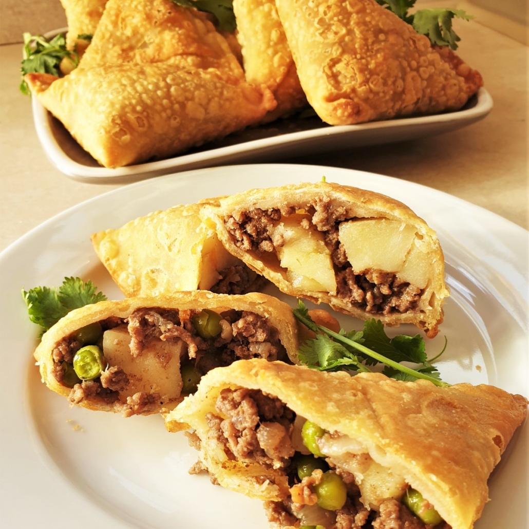 Beef Samosas By Susan S Samosas Nude Foods Market